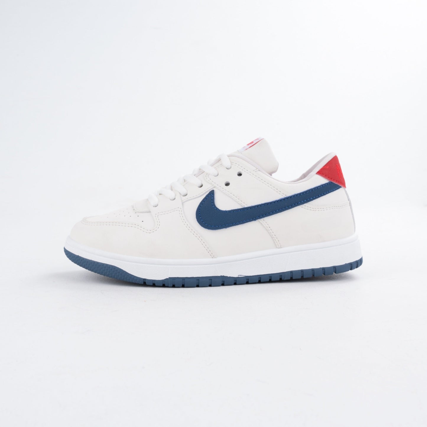 Nike NVRND Sneakers